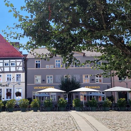 Hotel Am Markt & Brauhaus Stadtkrug Ueckermünde Εξωτερικό φωτογραφία